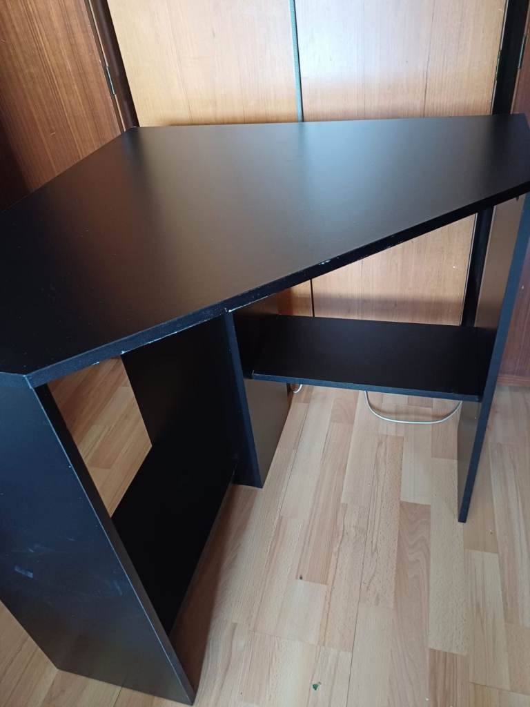 Black Corner Office Desk - Good Condition