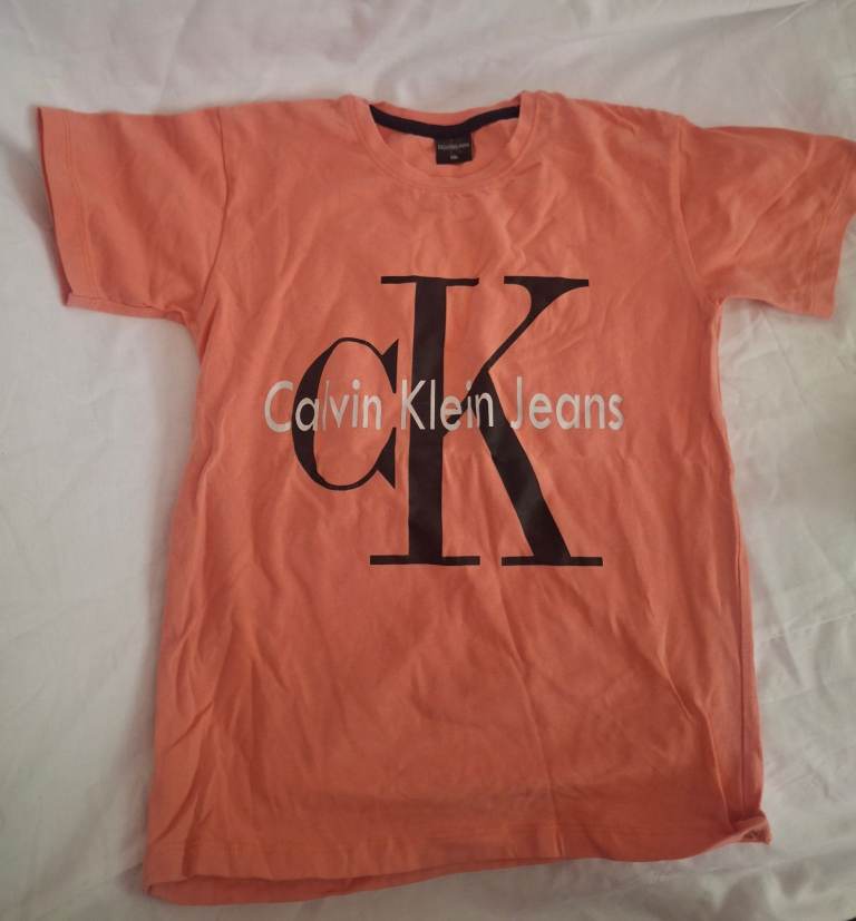 Calvin Klein Jeans Kids T-Shirt – Orange, Good Condition