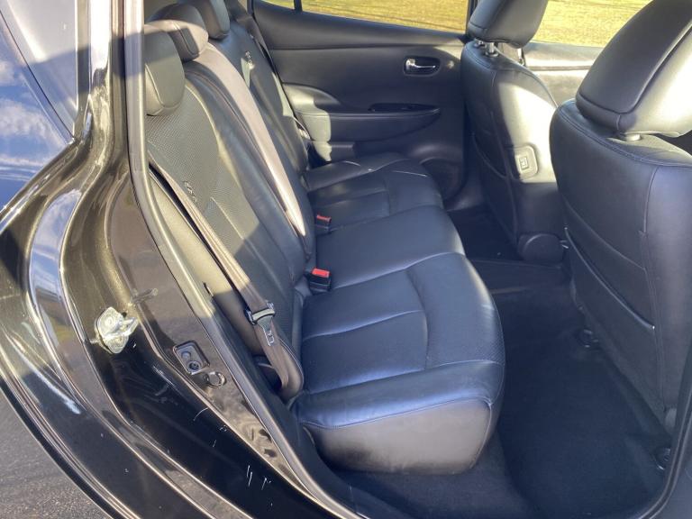 NISSAN LEAF 30kWh Tekna 2016