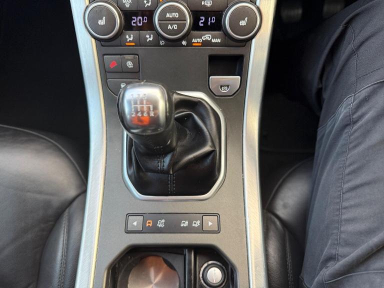  Land Rover Range Rover Evoque 2.0 TD4 SE 4WD Euro 6 (s/s) 5dr Diesel Manual