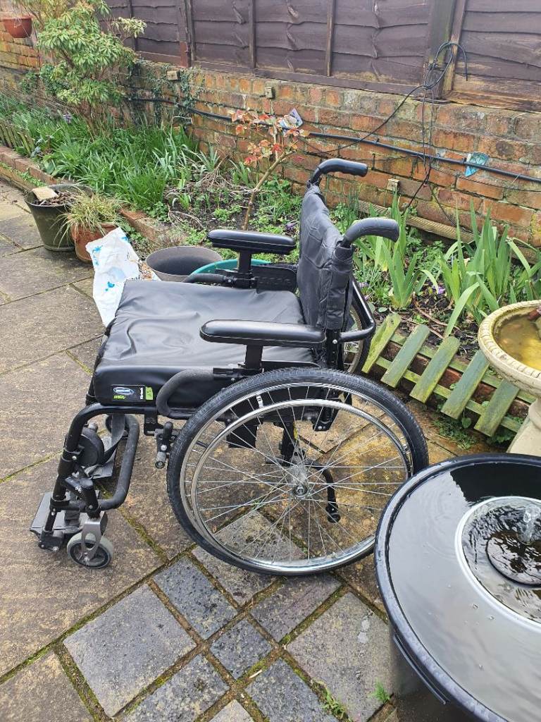Manual self propel wheelchair 