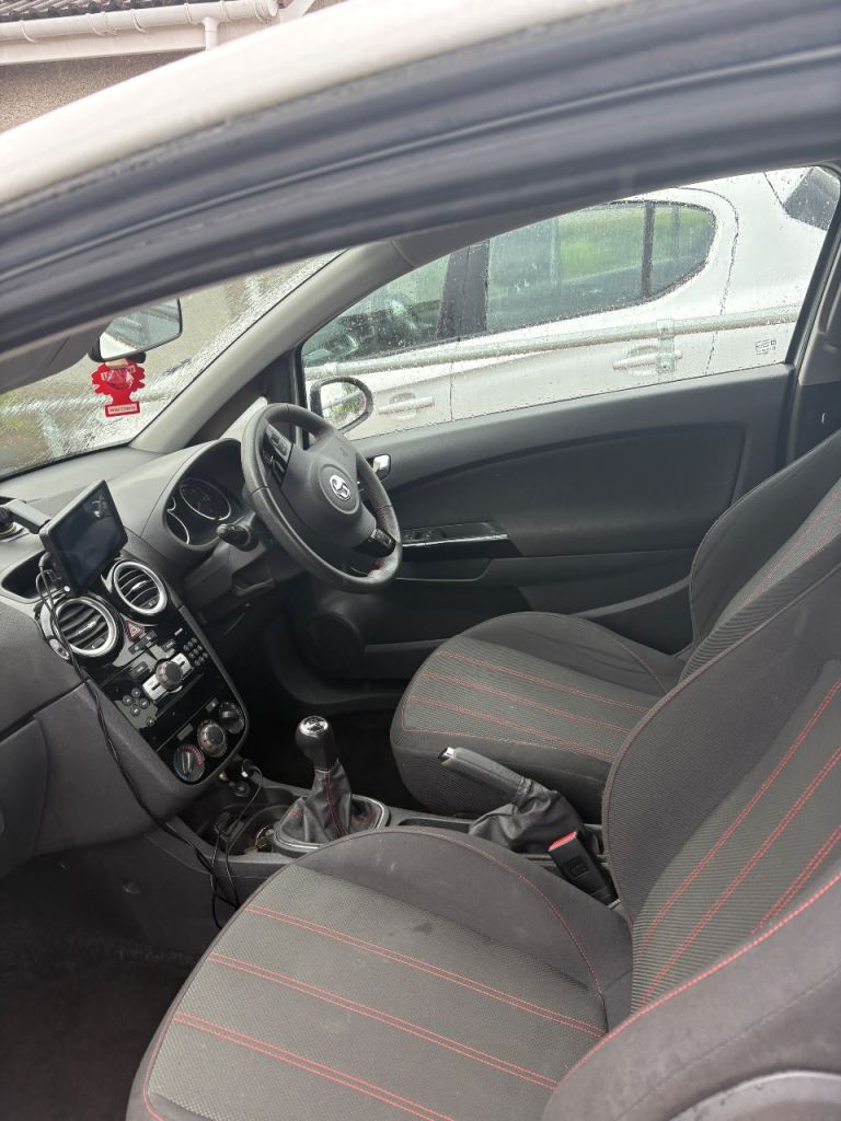 Vauxhall corsa 1.2 petrol 2012