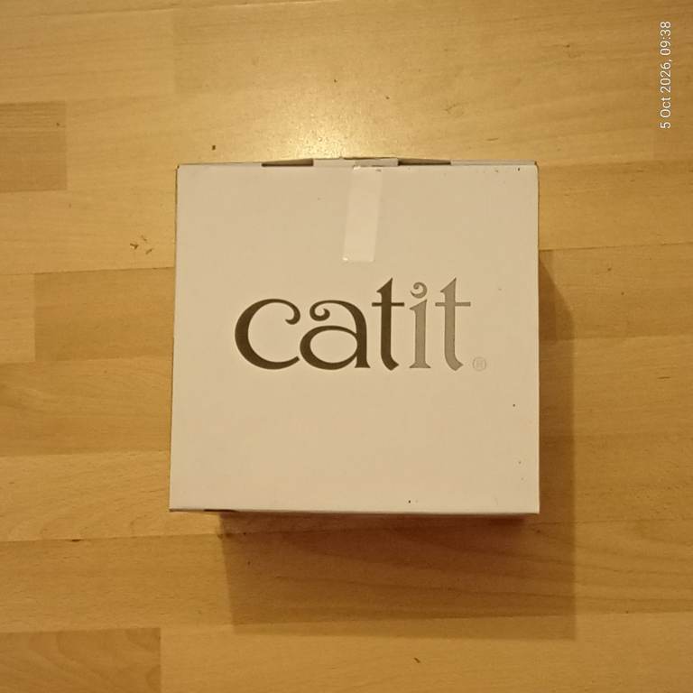 Catit Pixi cat drinking fountain