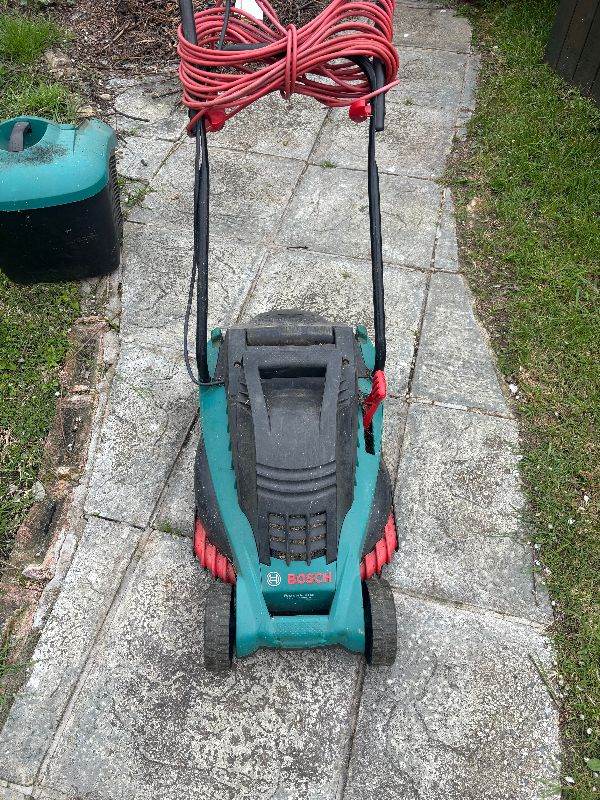 Bosch Rotak 36 Rotary Lawn Mower