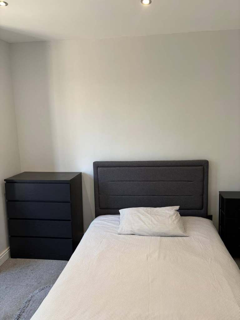Amazing Ground Floor Double Bedroom for Rent – Shared House ✨