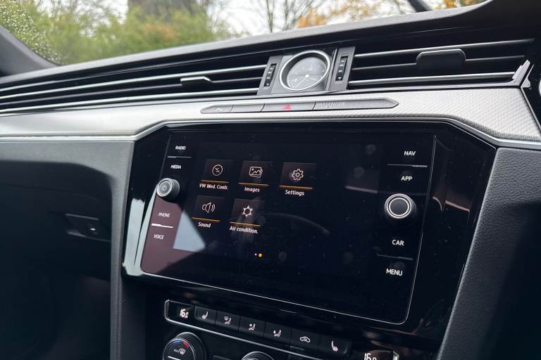 2018 Volkswagen Arteon 2.0 TSI R-Line Fastback DSG Euro 6 (s/s) 5dr Hatchback Automatic