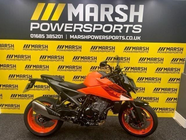 KTM 990 DUKE  2024 Model,  ONLY 458 Miles,  TECH pack Fitted 