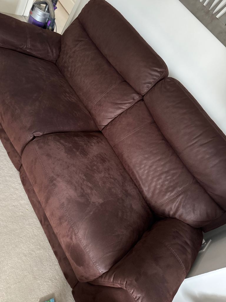 Chocolate brown DFS 3 seater recliner sofa £200 