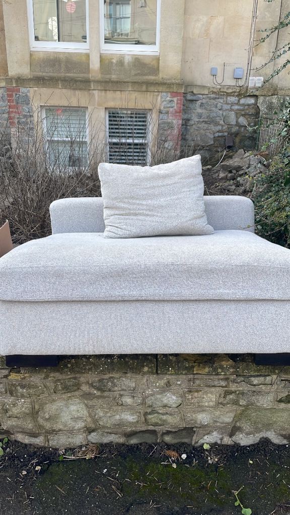 Comfy large sofa corner for free!