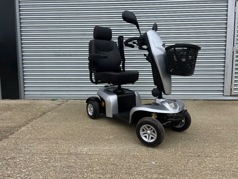 💥Kymco Komfy 8mph Sport Mobility Scooter Buggy Compact Metalic Silver💥