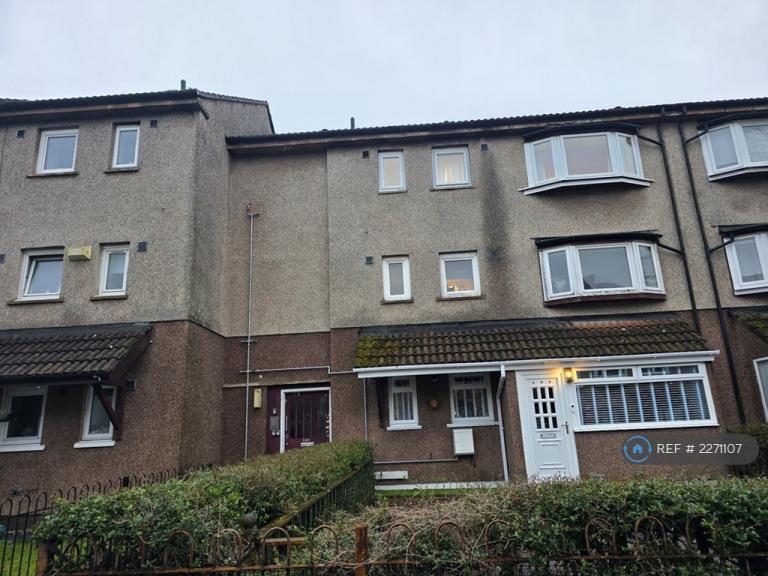 2 bedroom flat in Denmilne Street, Glasgow, G34 (2 bed) (#2271107)