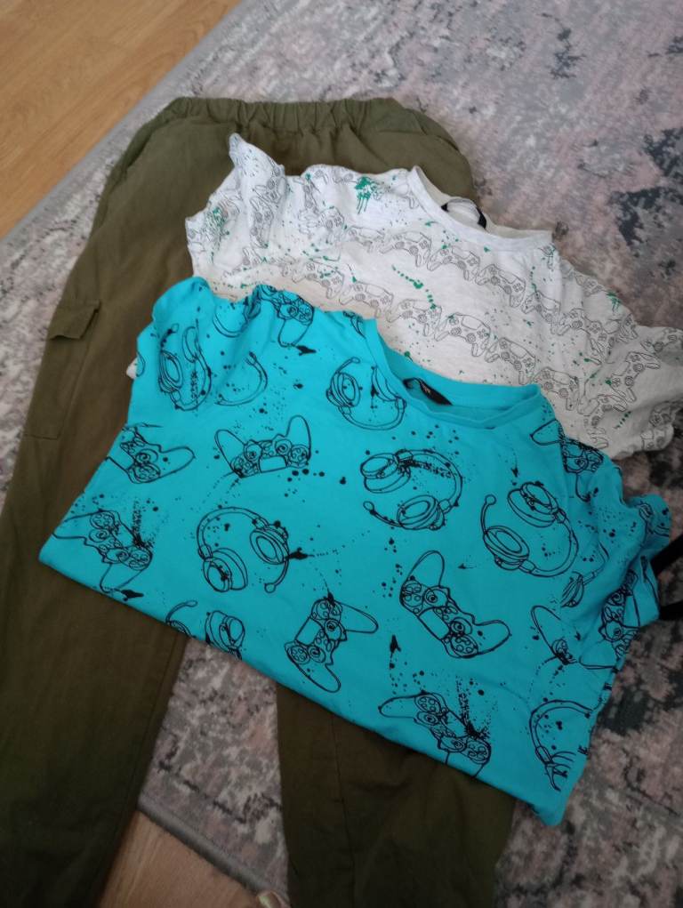 Boys clothing bundle age 13/14 years