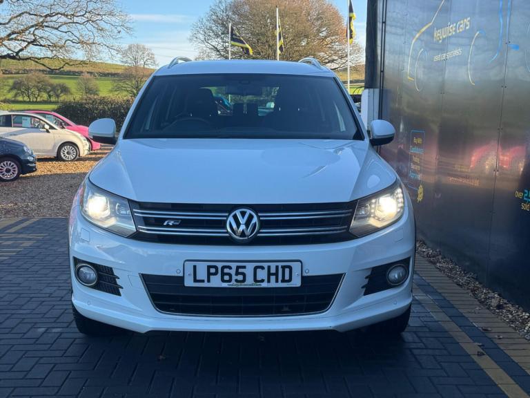 2015 Volkswagen Tiguan 2.0 TDI BlueMotion Tech R-Line DSG 4WD Euro 6 (s/s) 5dr ESTATE Diesel Auto...
