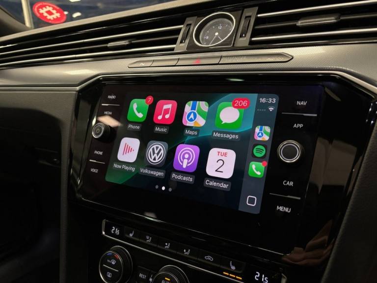 2018 Volkswagen Passat 2.0 TDI R-Line 5dr DSG [Panoramic Roof] [7 Speed] ESTATE DIESEL Automatic