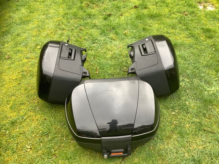 🏍️ HONDA MOTORCYCLE 🏍️ HARD-SHELL LUGGAGE 🧳 BOXES
