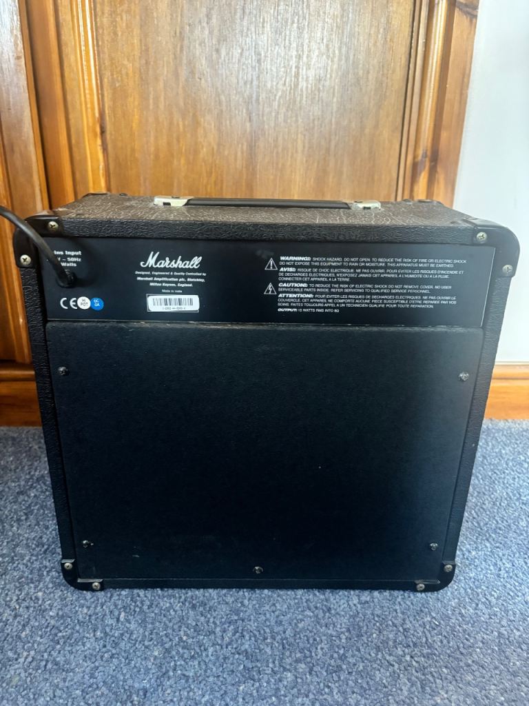 Marshall MG15CDR Guitar Amplifier – Good Condition