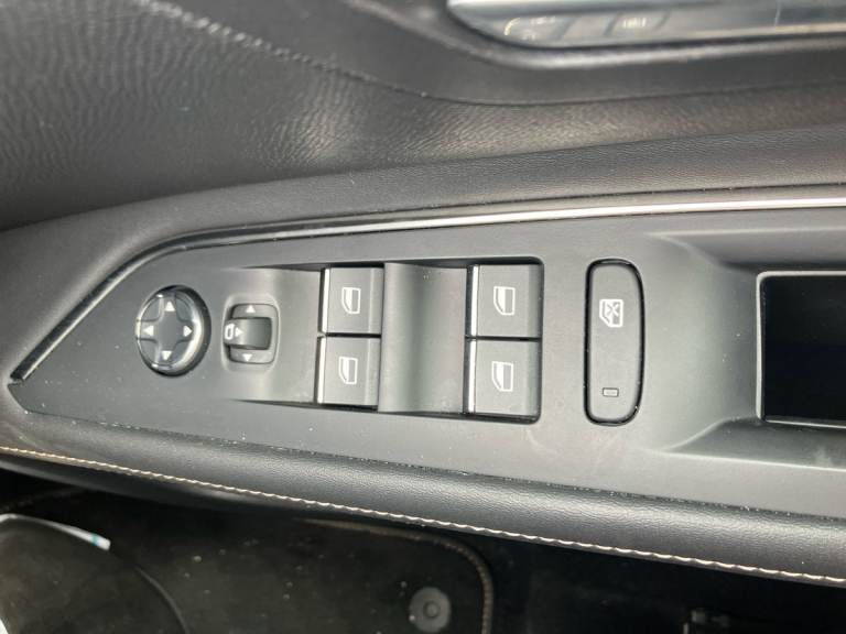 2022 Peugeot 3008 1.2 PureTech GT 5dr EAT8 HATCHBACK PETROL Automatic