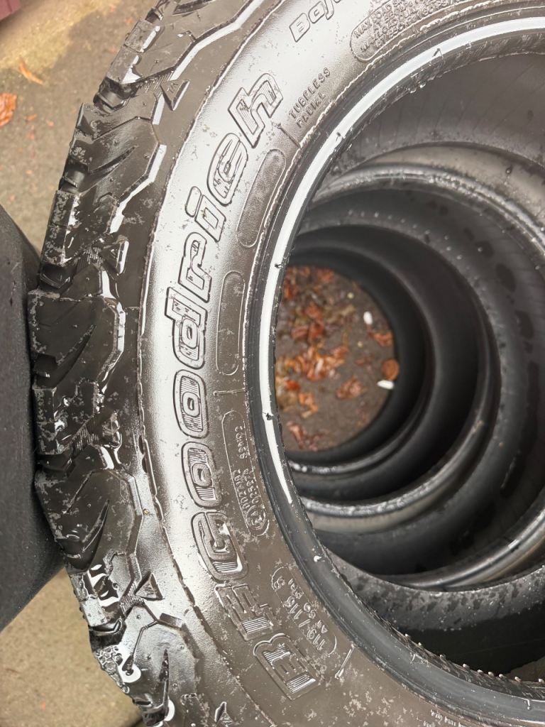 4 x BF Goodrich All Terrain Tyres 