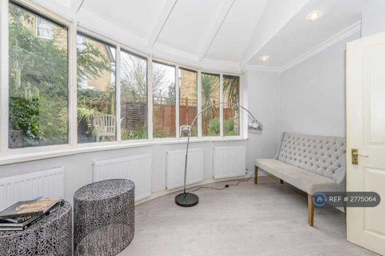 1 bedroom in Brixton, London, SW9 (#2775064)