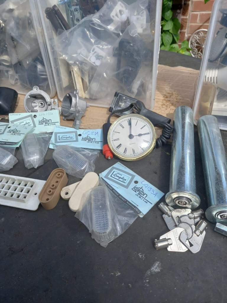 BOX OF MISC. CARAVAN BITS AND SPARE PARTS