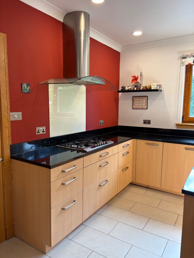 Kitchen units/worktops/appliances - available for collection 12/13th October 