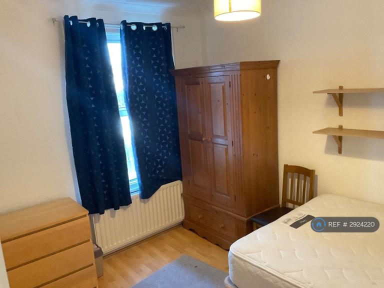 1 bedroom in Wellington Road, Harrow, HA3 (#2924220)