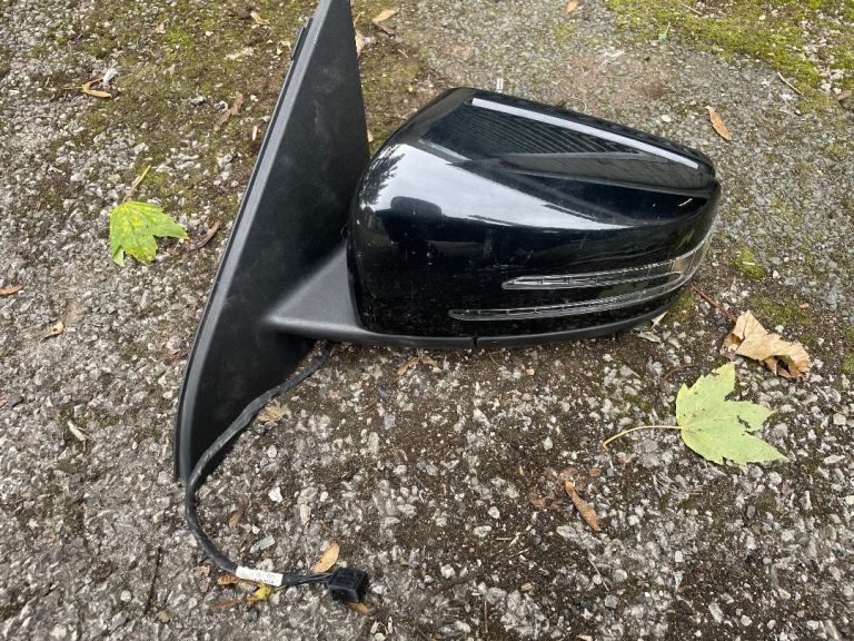 MERCEDES A CLASS W176 DOOR PASSENGER LEFT SIDE WING POWER FOLD MIRROR  (2013-2018) 