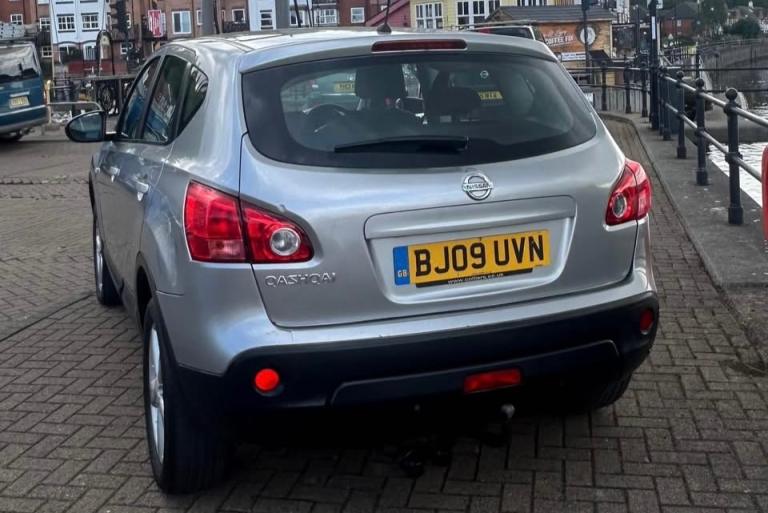 2009 Nissan Qashqai 1.5 dCi Acenta 5dr HATCHBACK Diesel Manual