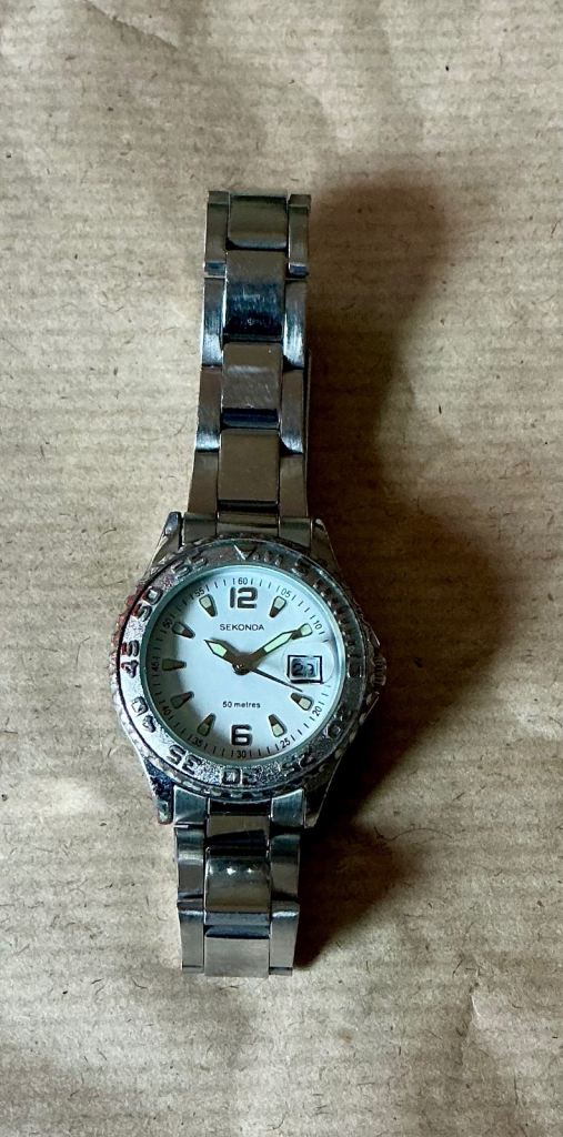  Sekonda Ladies Stainless Steel Silver Dial Bracelet Watch 