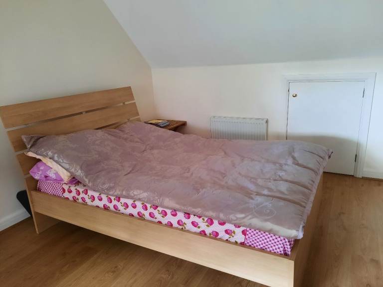 A Spacious Double Room to Rent