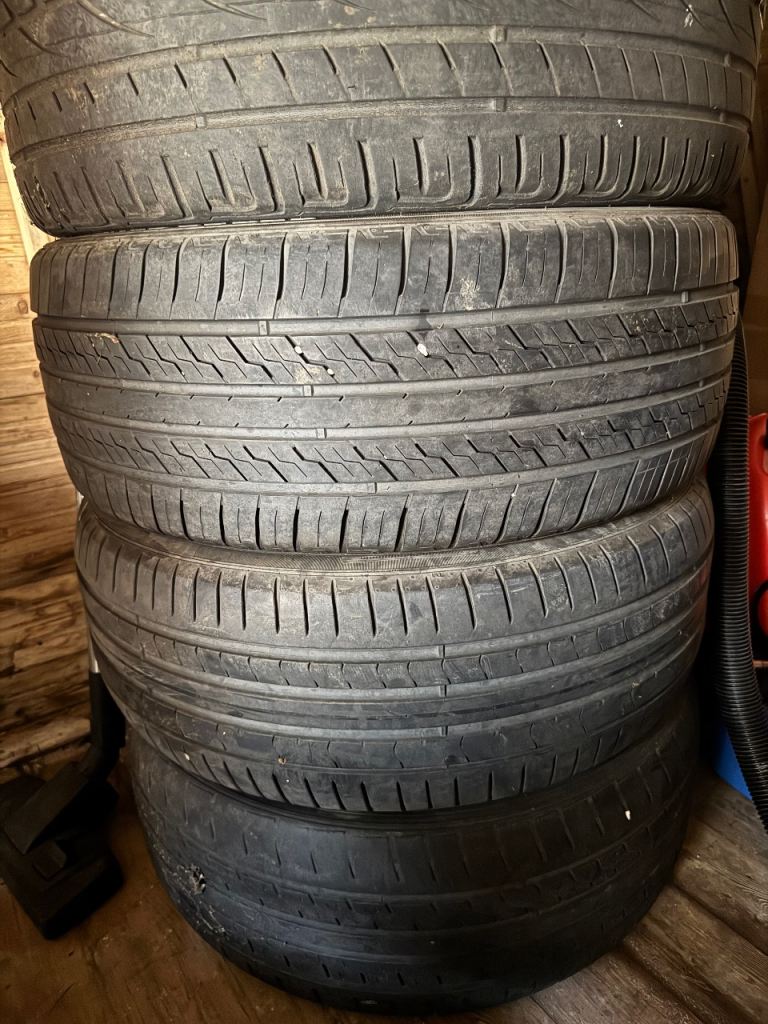 245/45/20 x4 tyres 