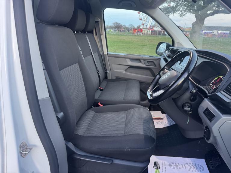 VOLKSWAGEN TRANSPORTER e 110 37.3kWh 2021