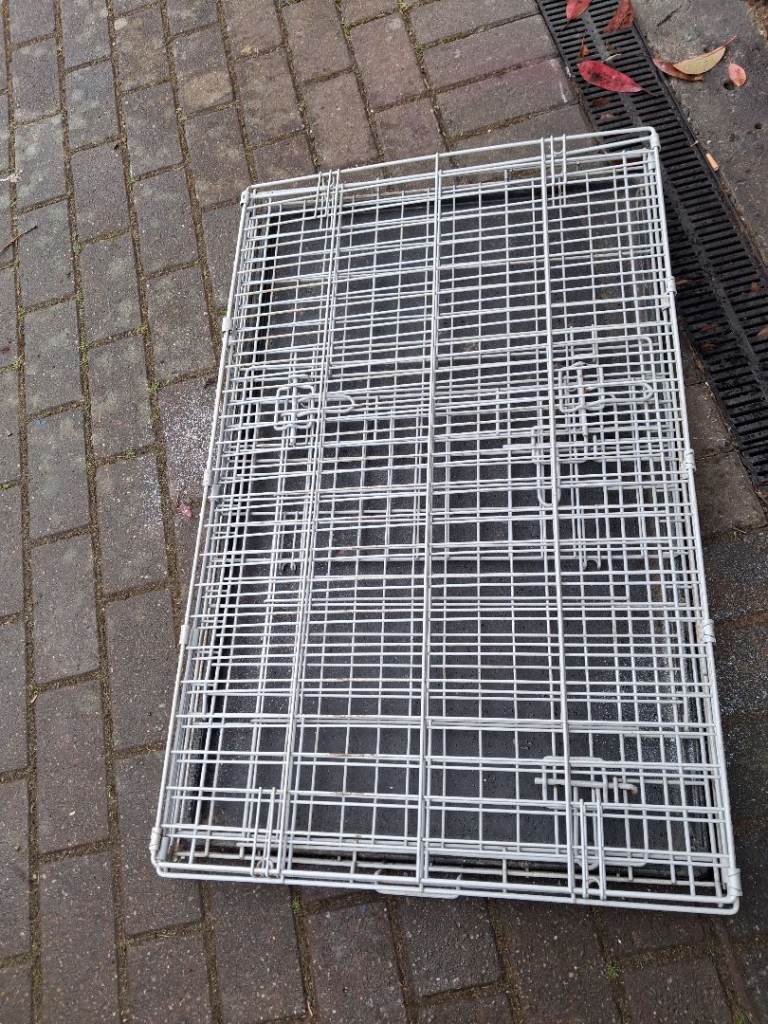 Medium to large dog cage 