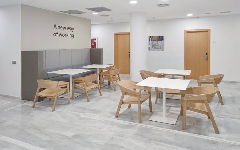 Stockport - SK3 0BY \ Coworking Membership with Flexible Desk Access