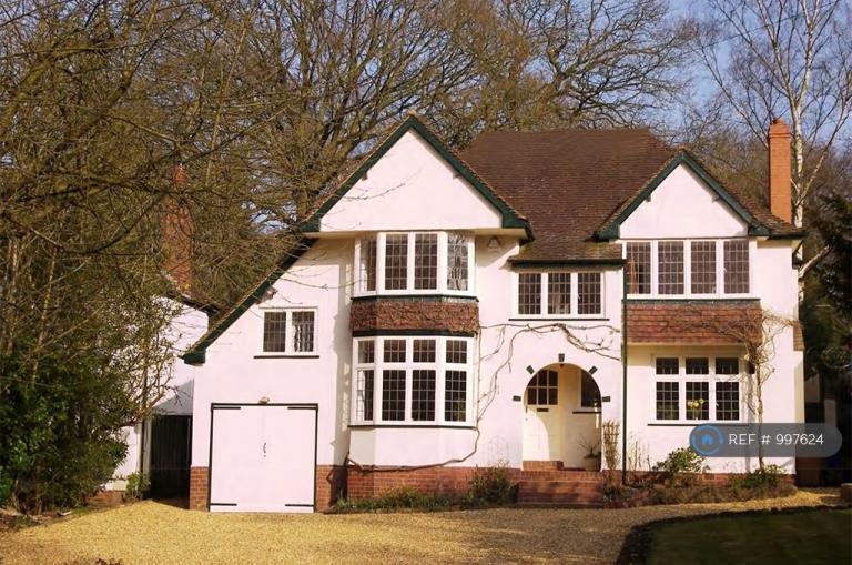 4 bedroom house in Walsall Road, Little Aston, Sutton Coldfield, B74 (4 bed) (#997624)