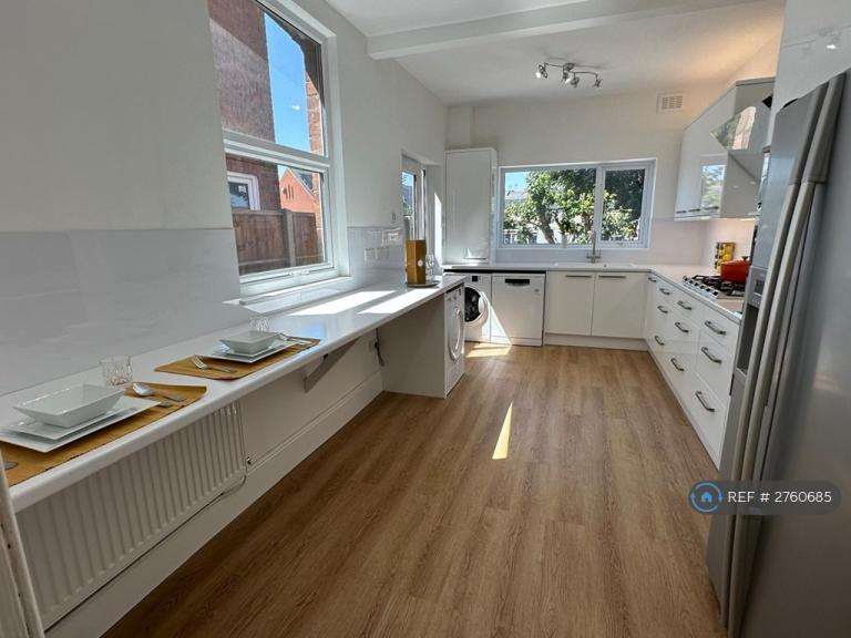 3 bedroom house in Berkeley Road North, Coventry, CV5 (3 bed) (#2760685)