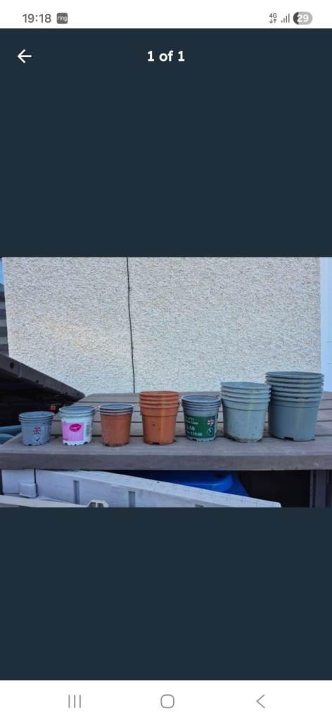 27 free various sized flowet pots
