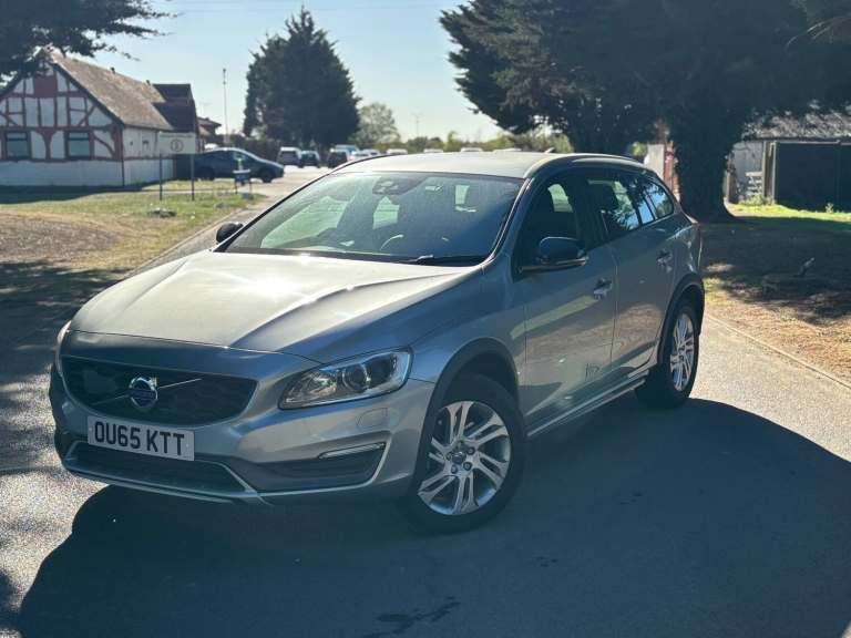 2026 Volvo V60 Cross Country 2.0 D4 LUX NAV EURO 6 S/S Estate DIESEL Automatic