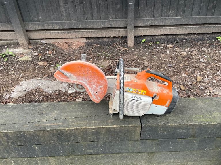 Stihl ts400 12” concrete brick saw