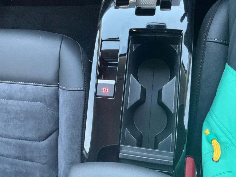 2025 Citroen e-C4 50kWh MAX Hatchback 5dr Electric Auto (7.4kW Charger) (136 ps) HATCHBACK Electr...