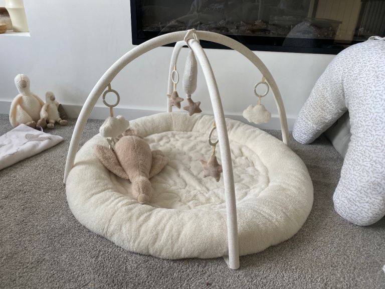 Mamas and papas duckling play mat