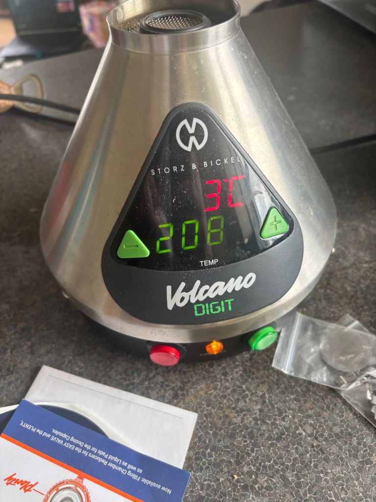 Storz & Bickel digital volcano vaporiser 