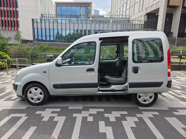 RENAULT KANGOO 1.6 PETROL 5DR AUTO AUTOMATIC DISABILITY DISABLE WHEELCHAIR 