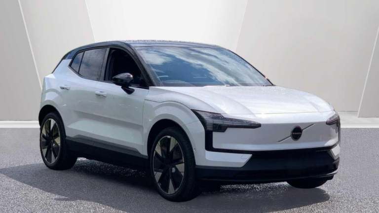 Volvo EX30 Twin Performance 69kWh Ultra SUV 5dr Electric Auto AWD (428 ps) Electric Automatic