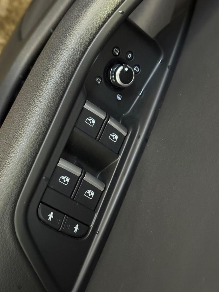 2016 Audi A4 2.0 TDI 190 Quattro S Line 5dr S Tronic ESTATE DIESEL Automatic