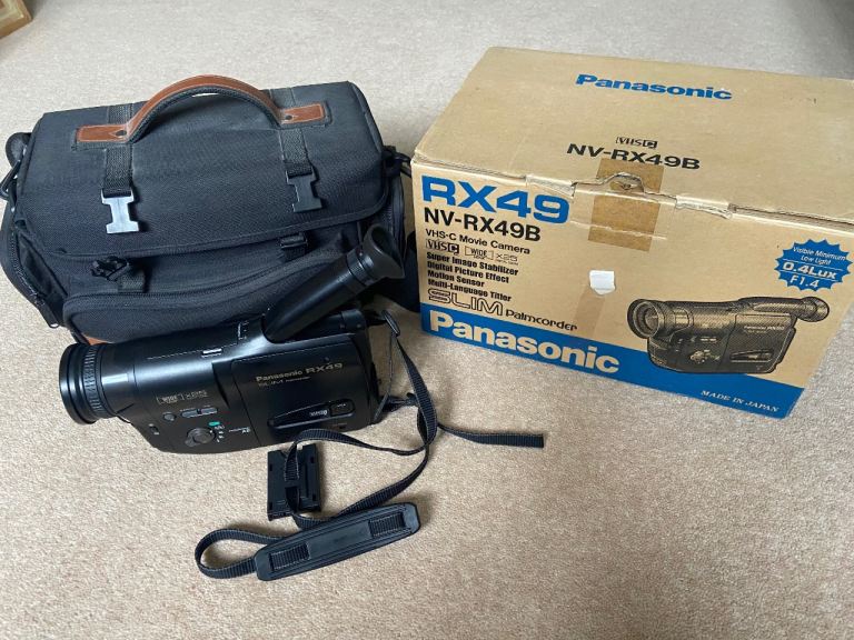 Panasonic NV-RX49B Video Camera with Bag – Good Condition