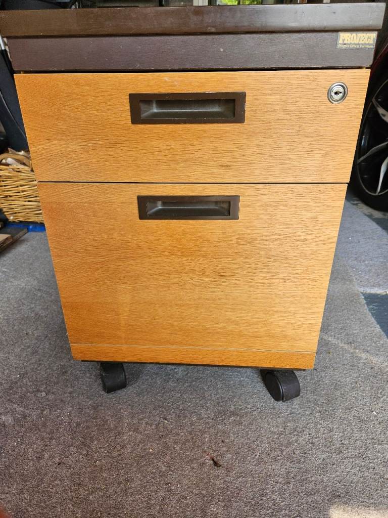 Single drawer filing cabinet 