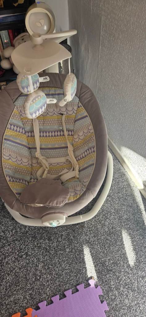 Baby Swing/Rocker – Good Condition