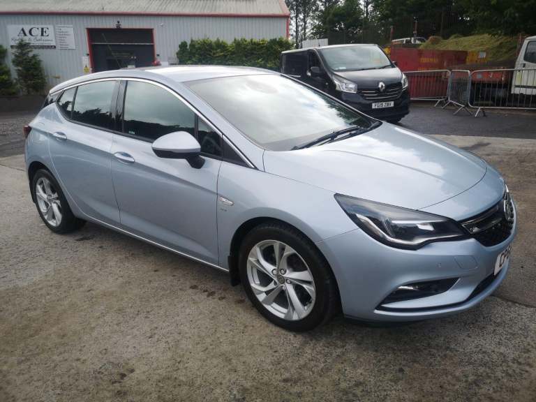VAUXHALL ASTRA 1.6 CDTi BlueInjection SRi Silver Manual Diesel 2017
