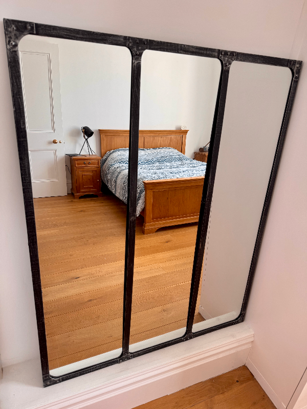 Industrial-style window mirror 90 x 120 cm